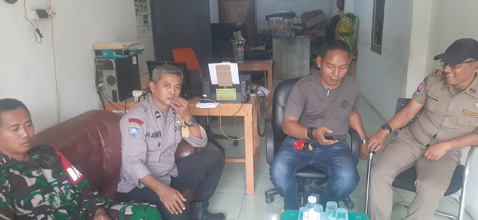 1d9032ab-291b-4e4b-b890-9a7f48c76840