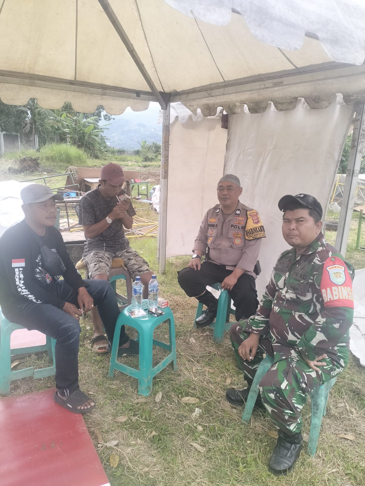 cc08ae8b-36f3-4e68-af0c-124224fb1b29